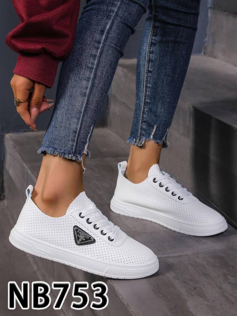 Buty sportowe damskie Roz 36-41 / 12 par